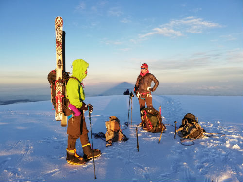 cayamb summit